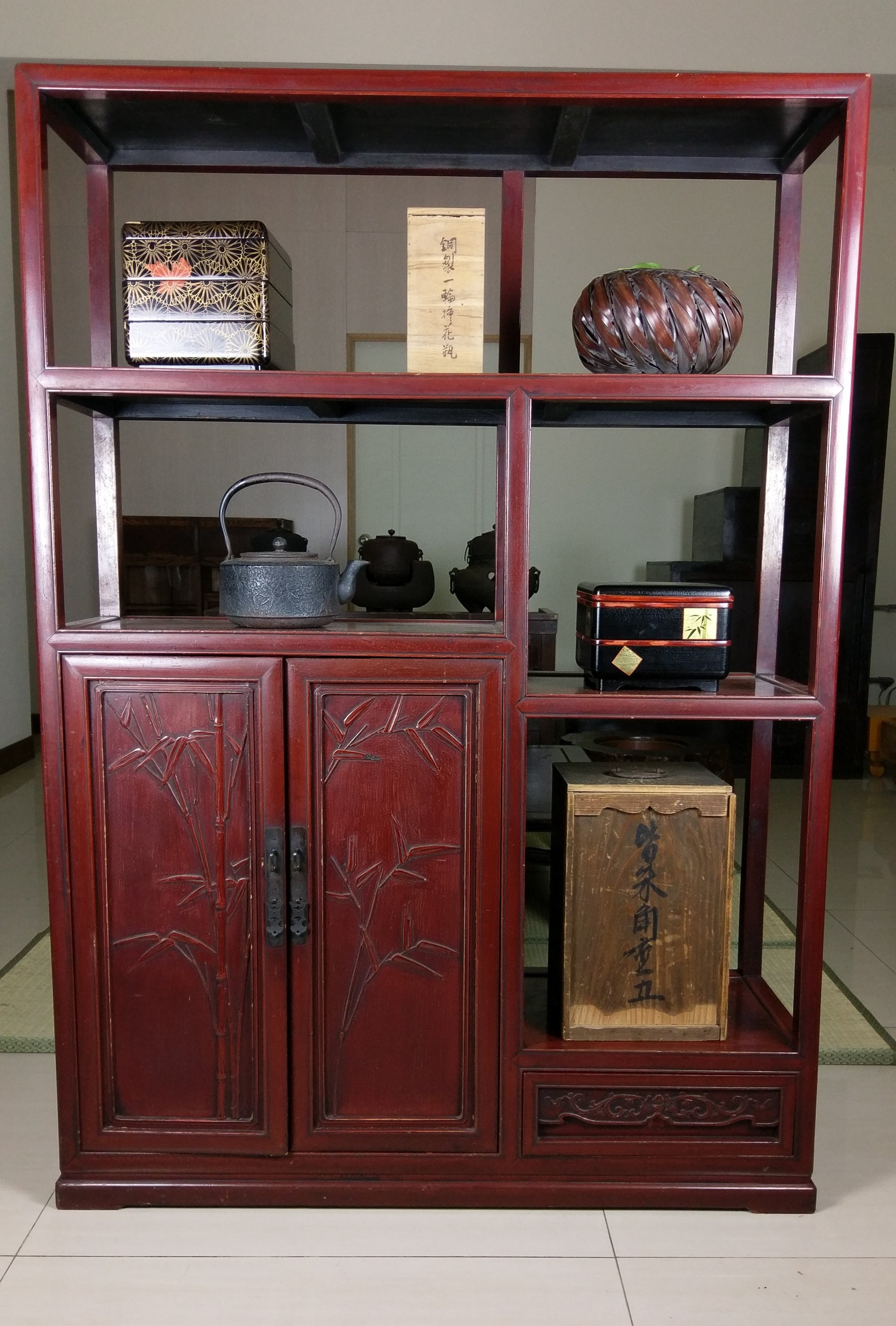 日本老家具/古董家具/茶棚/茶道櫃/展示櫃/飾棚/老櫃/多寶閣，老件完整