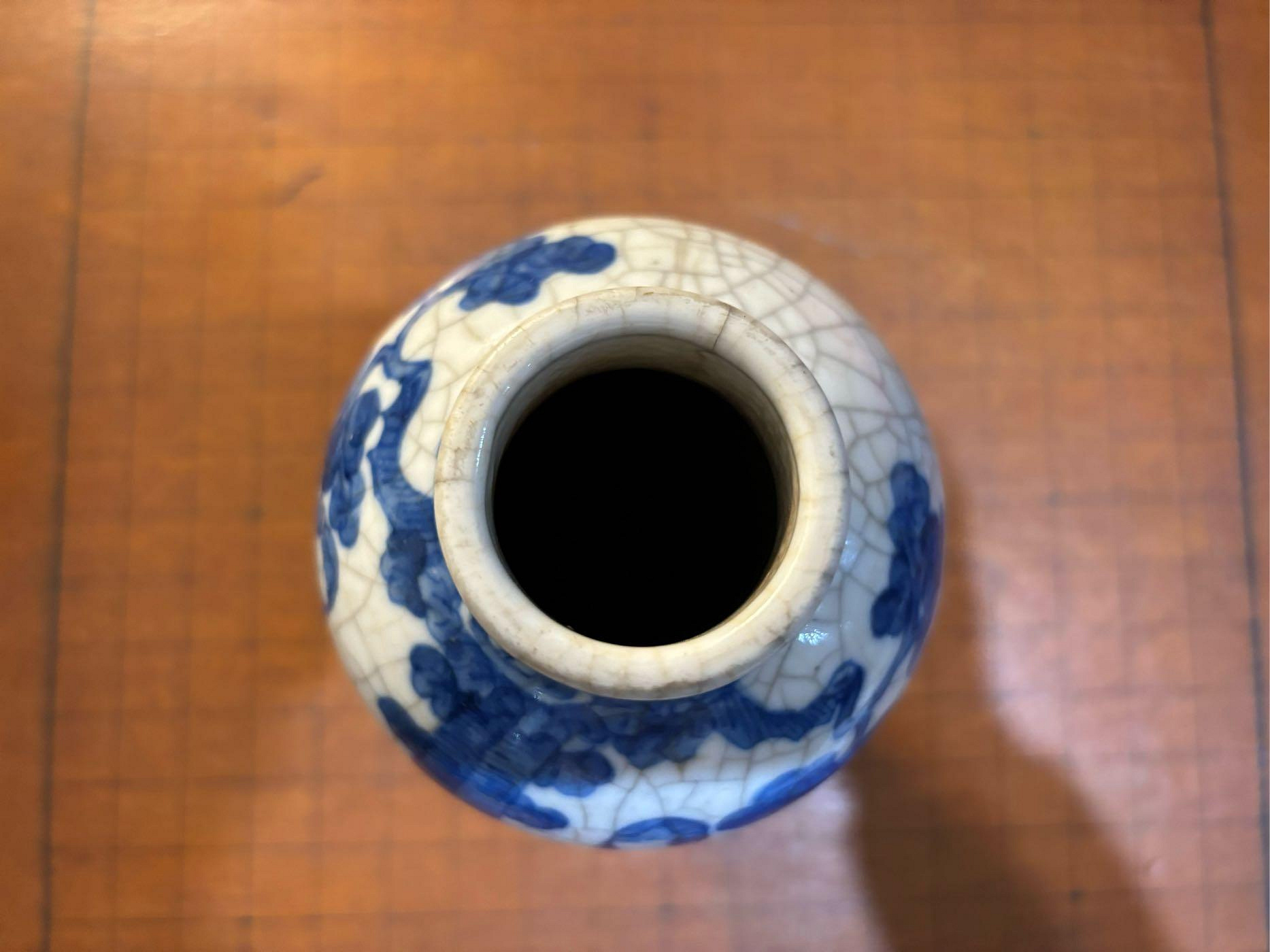 清代中期哥窯青花人物瓷器花瓶正老件。哥窯鈞窯汝窯古瓷雜項古玩