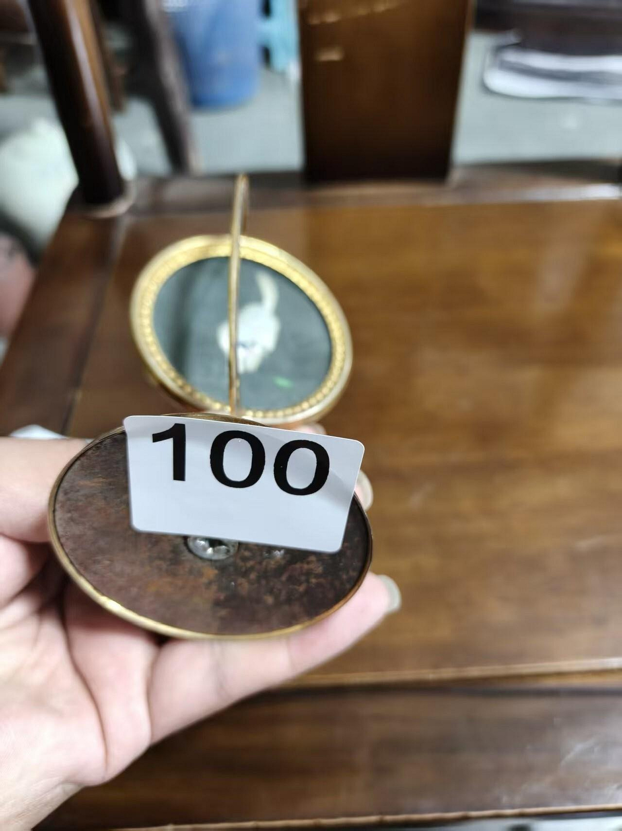 景泰藍掐絲琺瑯擺件嚴選雙面繡小貓，12公分高7公分底座，金色祥雲配藍