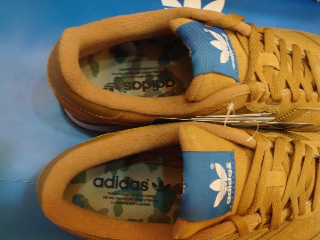 ADIDAS ORIGINALS ZX 700 卡其土黃色麂皮US10.5 | Yahoo拍賣