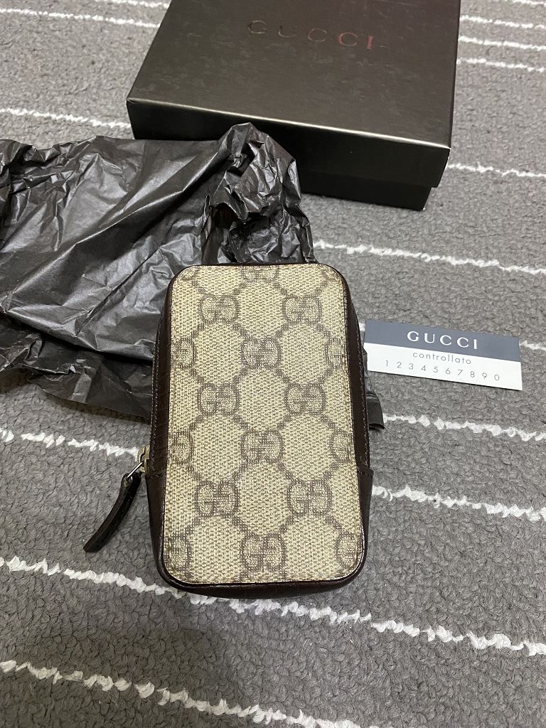 GUCCI 真皮 煙盒 菸盒 零錢包 小手拿包 口紅包 化妝包 信用卡包 卡片包 名片包...盒裝..免運費