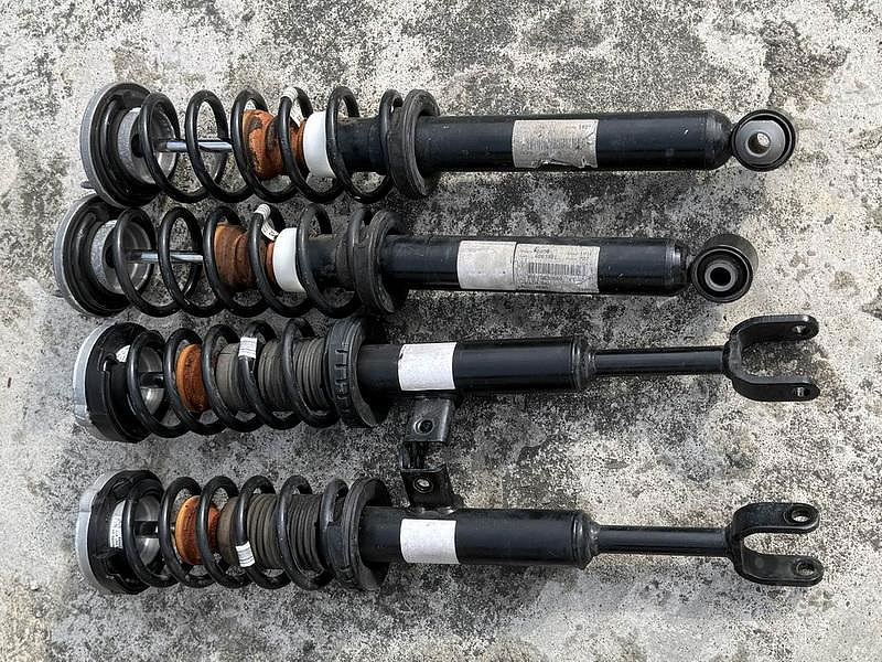 BMW F10 原廠M sport避震器組