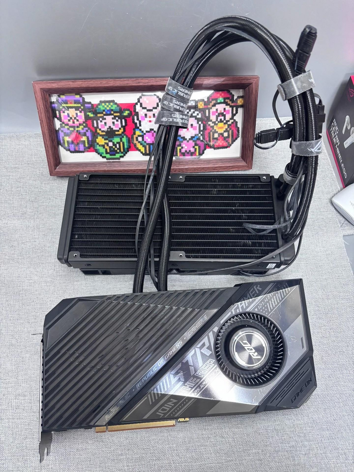 【玩家基地】華碩 ROG-STRIX-LC-RX6900XT-O16G