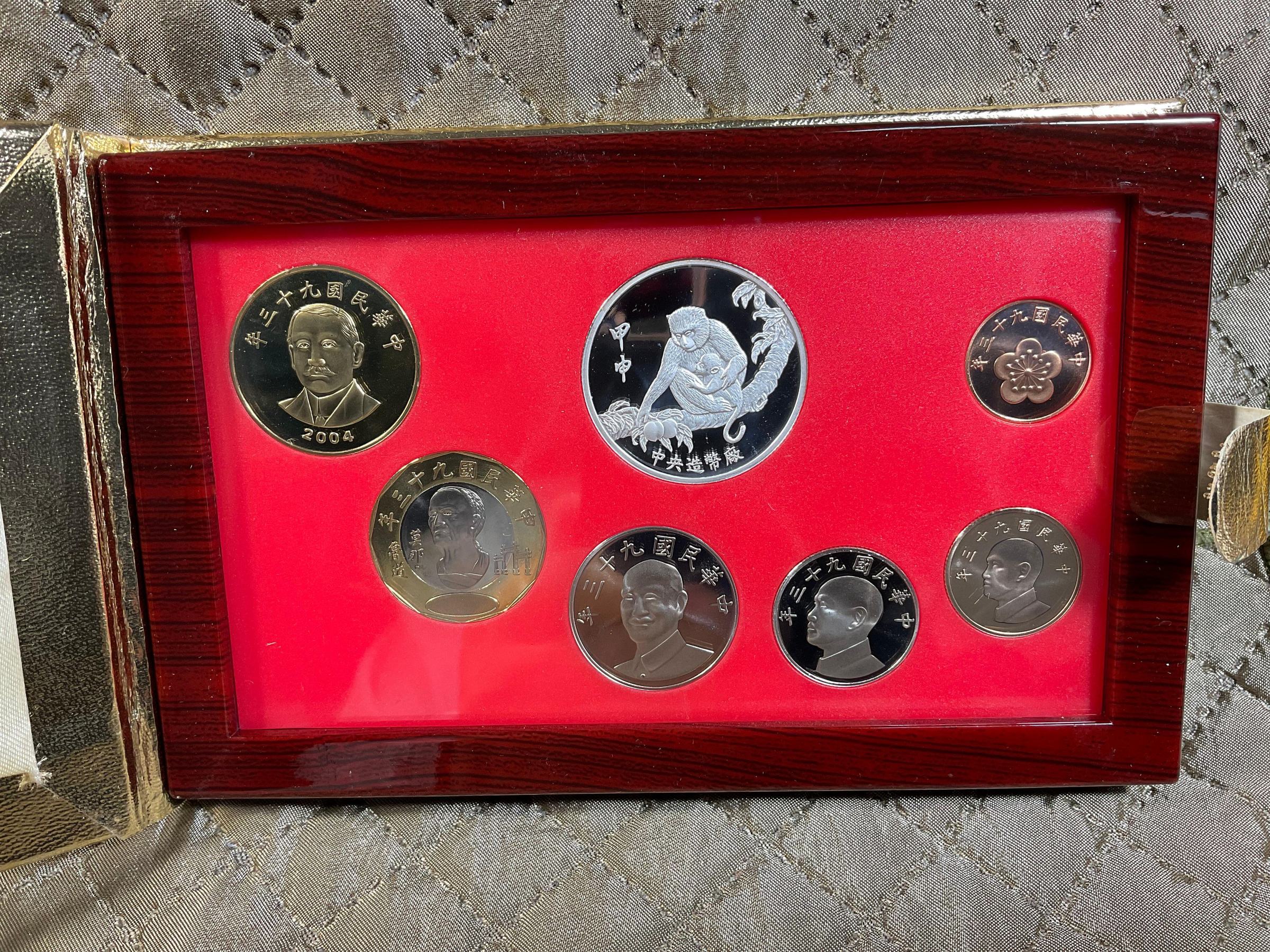 1954⋯⋯民國93年版生肖猴新台幣硬幣精鑄版、含ㄧ枚半盎司純銀999 紀念銀章/非銀幣、隨機出貨| Yahoo拍賣