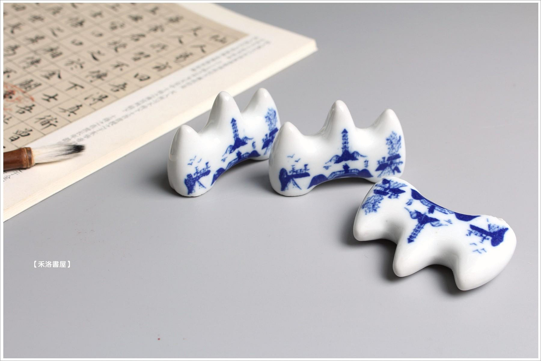 禾洛書屋】景德鎮青花瓷山形筆山(5.4cm)筆架/筆擱/毛筆架/紙鎮《小
