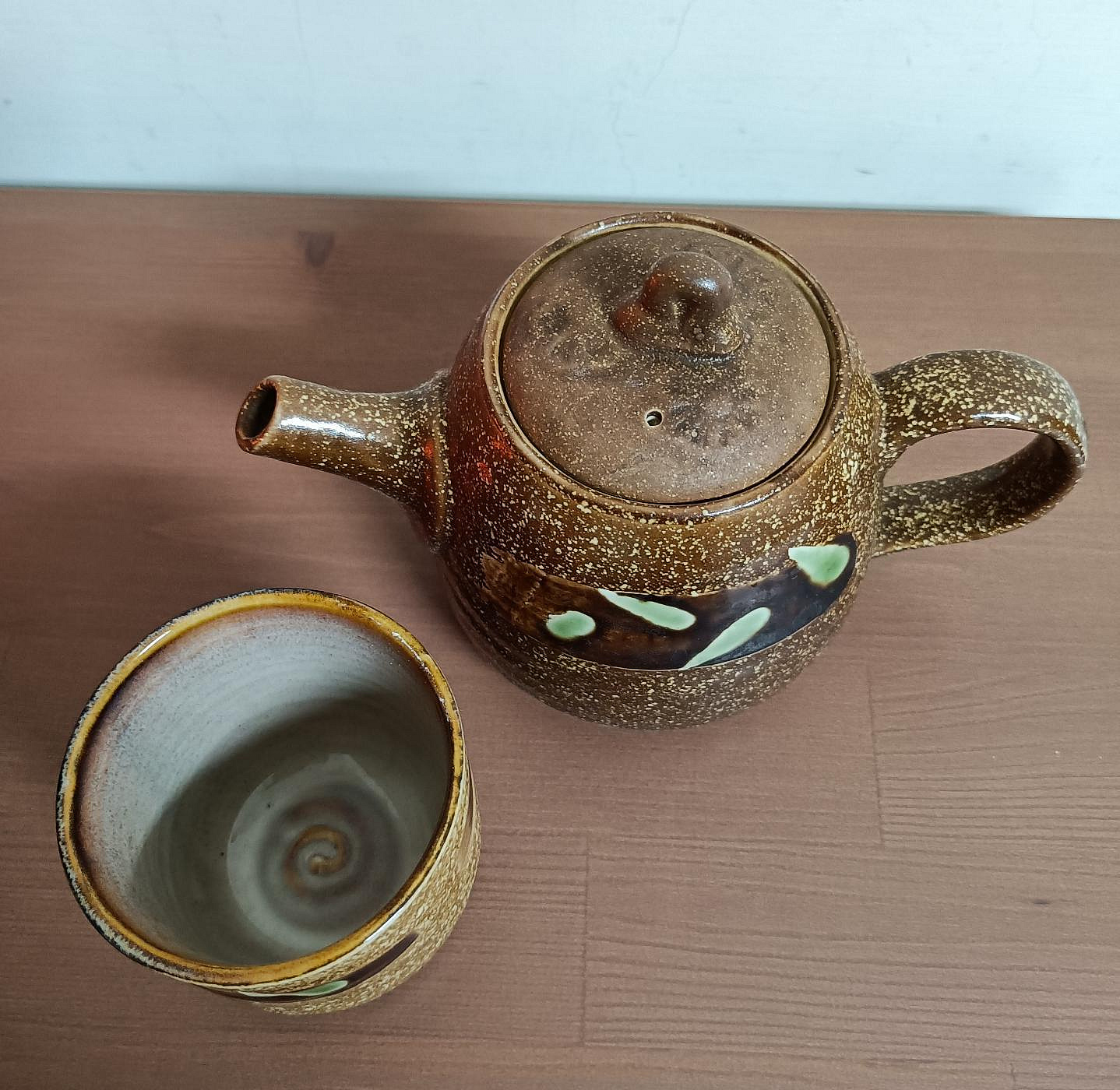 國泰人壽紀念茶壺有1壺+1杯茶壺容量500ml, 杯子180ml | Yahoo拍賣