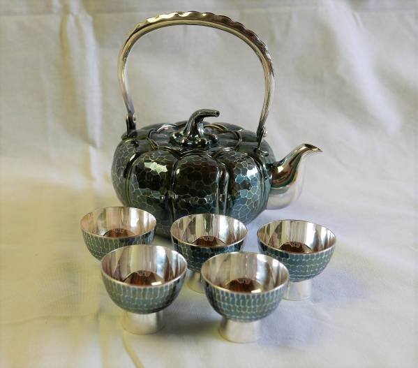 銅壺龜文堂龍文堂銀杯鐵壺銀日本古董茶道花道純銀松栄堂松榮堂銀瓶南瓜