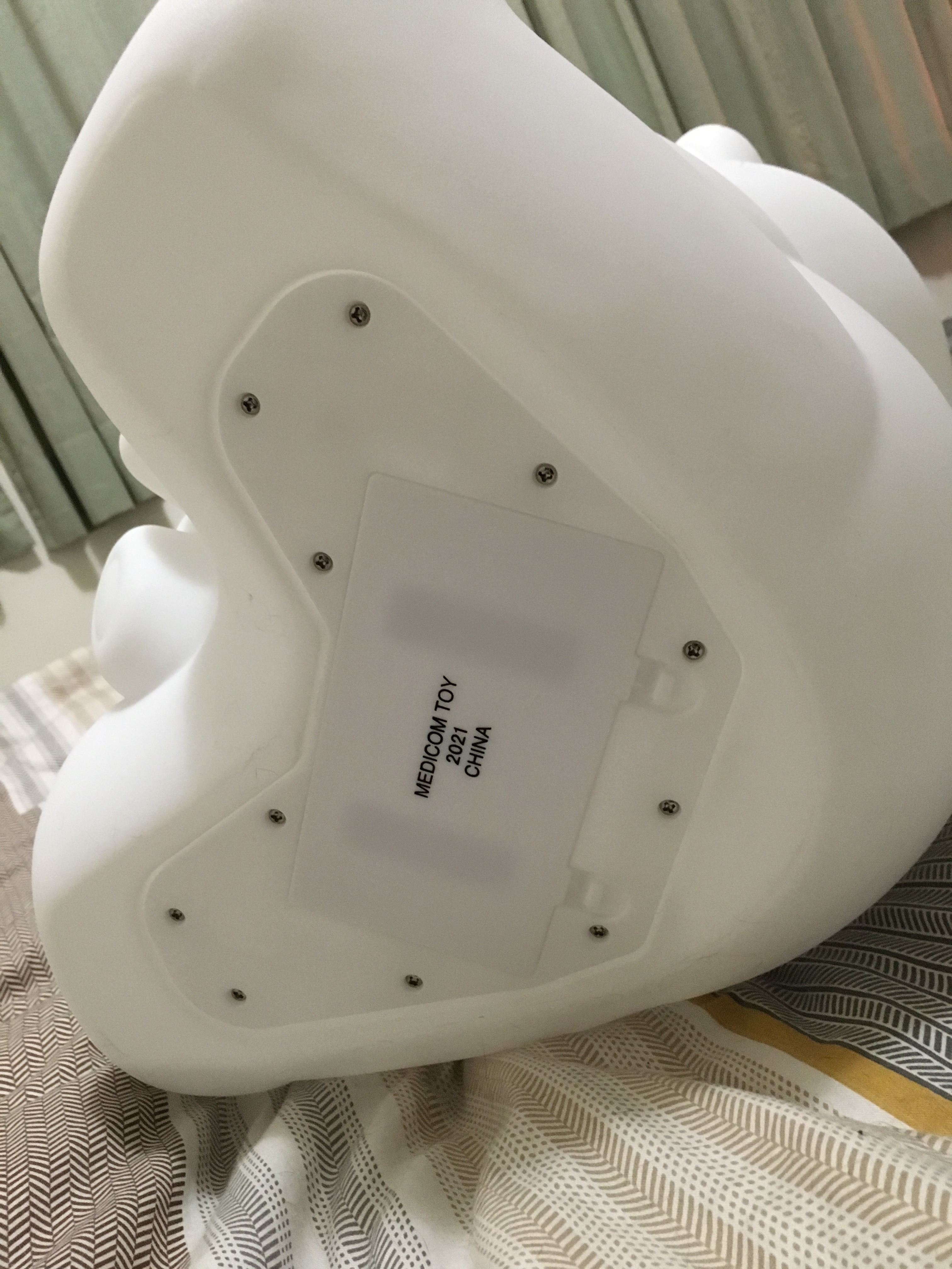 UNDERCOVER BEAR FLOOR LAMP MEDICOM TOY UC COTY BOY 小熊夜燈