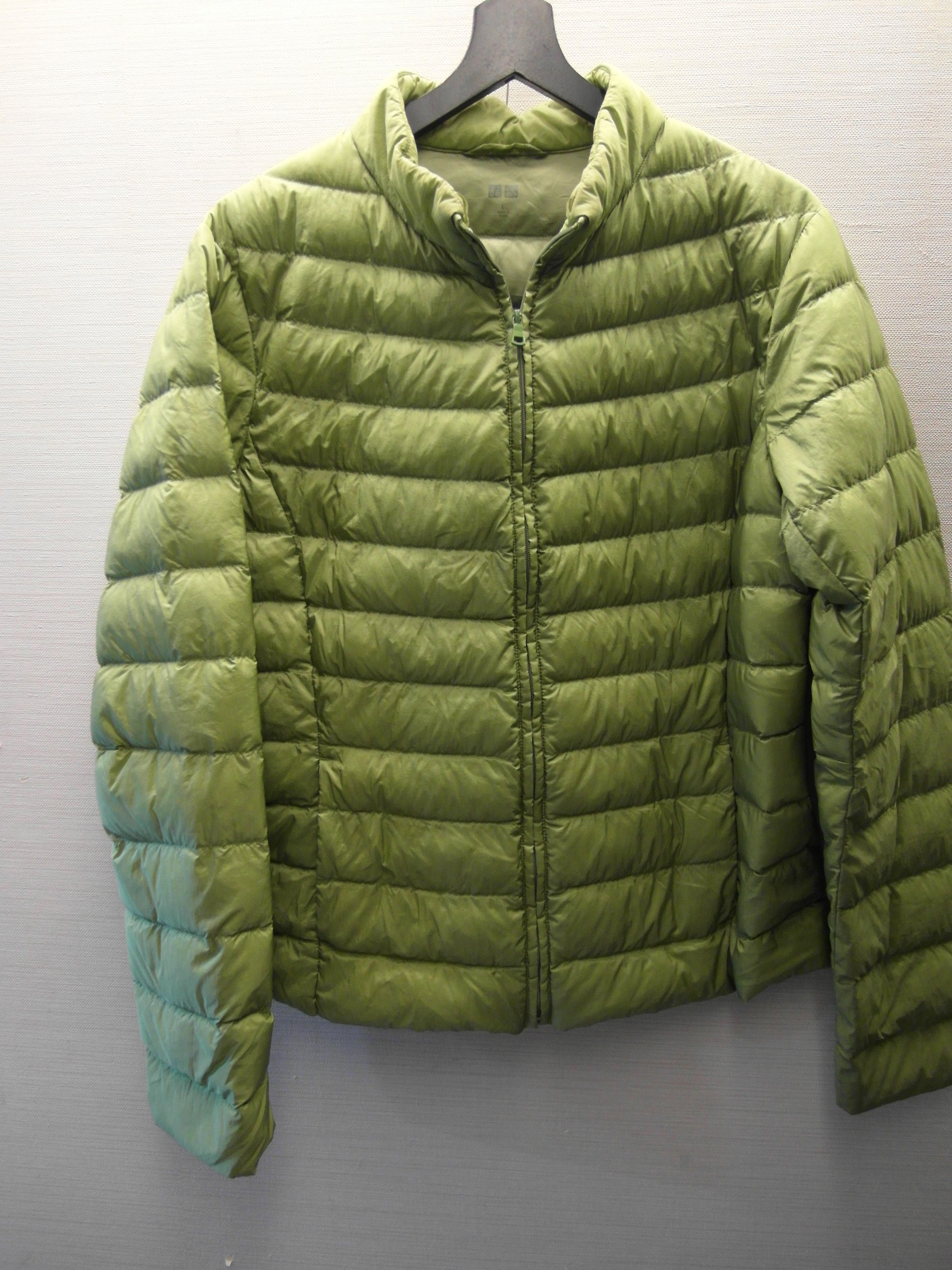 UNIQLO 女子輕羽絨外套