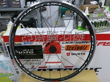 FULCRUM RACING QUATTRO LG 前輪ジャンク FULCRUM RACING QUATTRO LG 前輪ジャンク - メルカリ