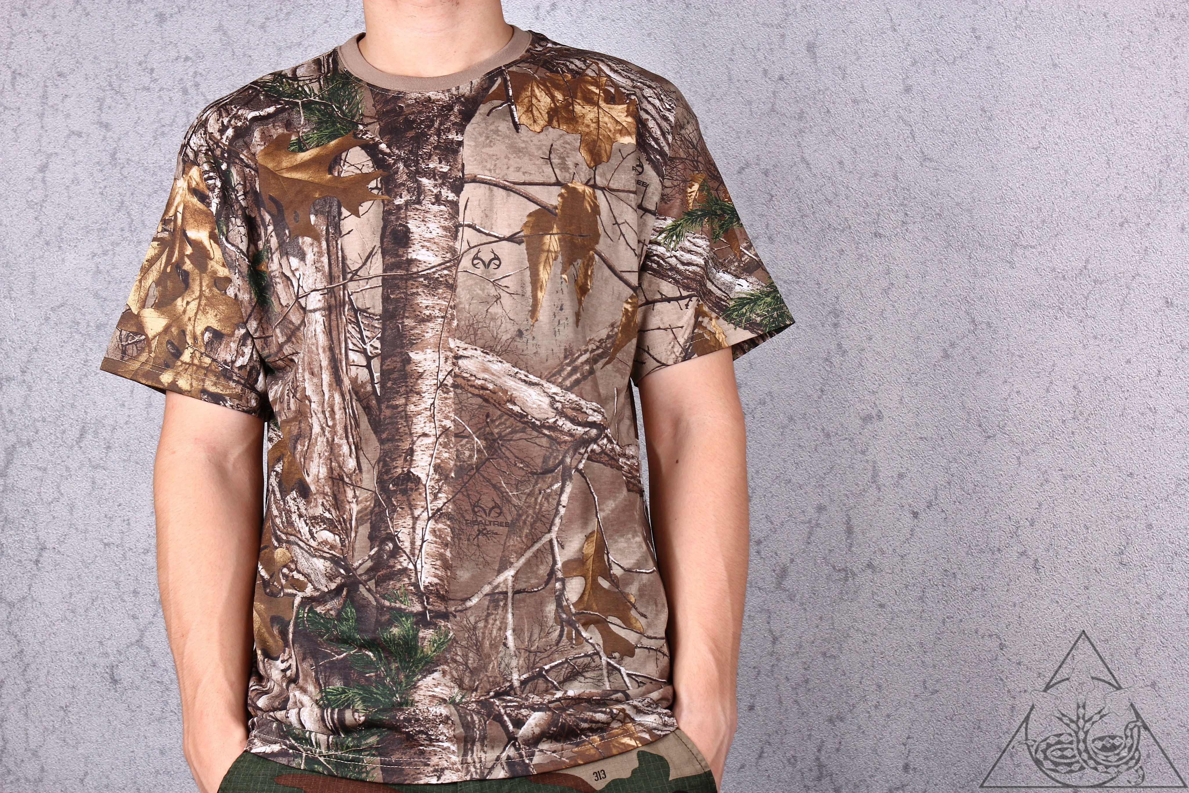 HYDRA】Supreme Hanes Realtree Tagless Tee 叢林迷彩短T 單件【SUP120
