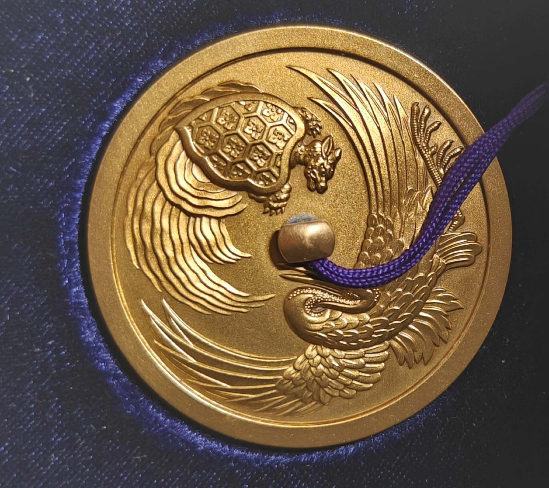 嚴選日本昭和時期造幣局製古鏡文鎮書鎮尺鎮紙藏品，龜鶴延年吉祥寓意