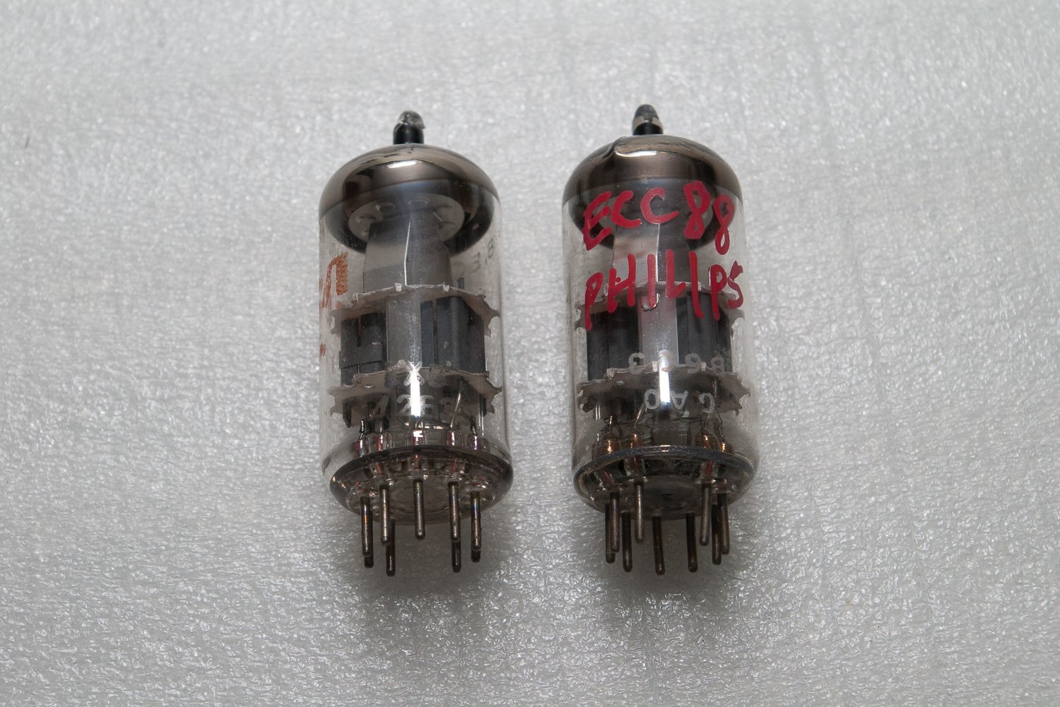 PHILIPS E188CC 真空管 2個セット PHILIPS E188CC 真空管 2本セット(2) PHILIPS E188CC 真空管 2本