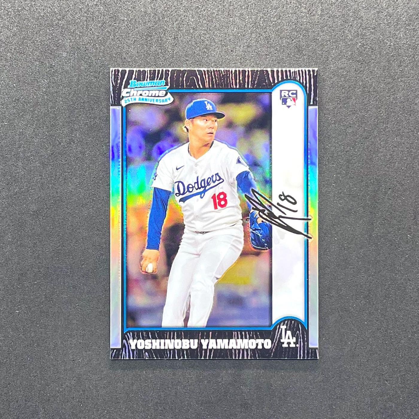 Refractor銀亮+印刷簽名！(RC)山本由伸Yoshinobu Yamamoto Topps 