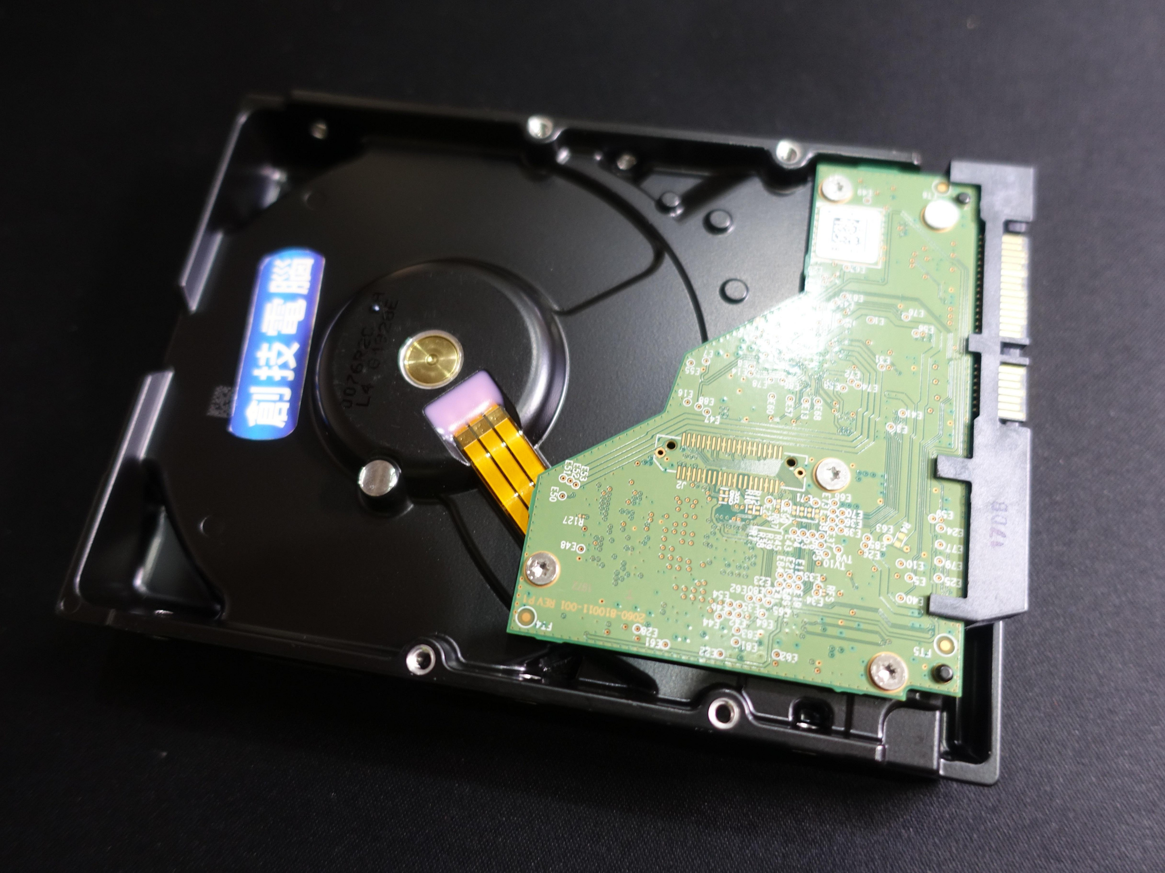 創技電腦] 3.5 吋硬碟3TB SATA 介面WD 型號:WD30EFZX 二手良品實品拍攝