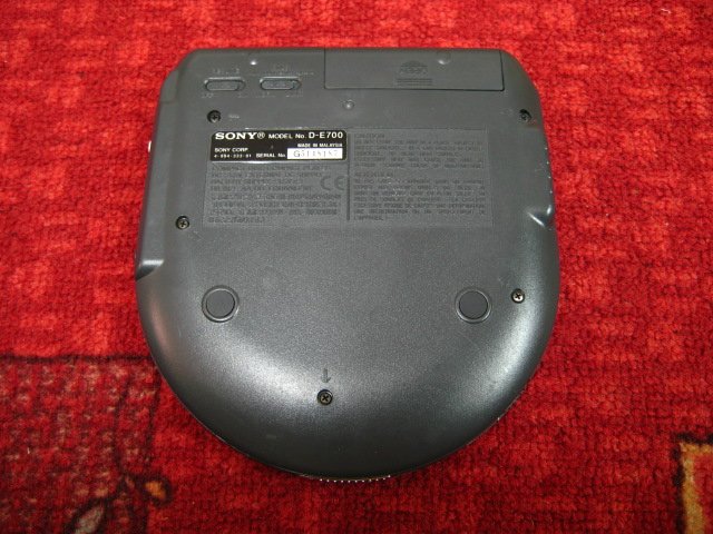 完美作品】85%新，SONY WALKMAN D-E700 CD隨身聽，簡易配件| Yahoo拍賣