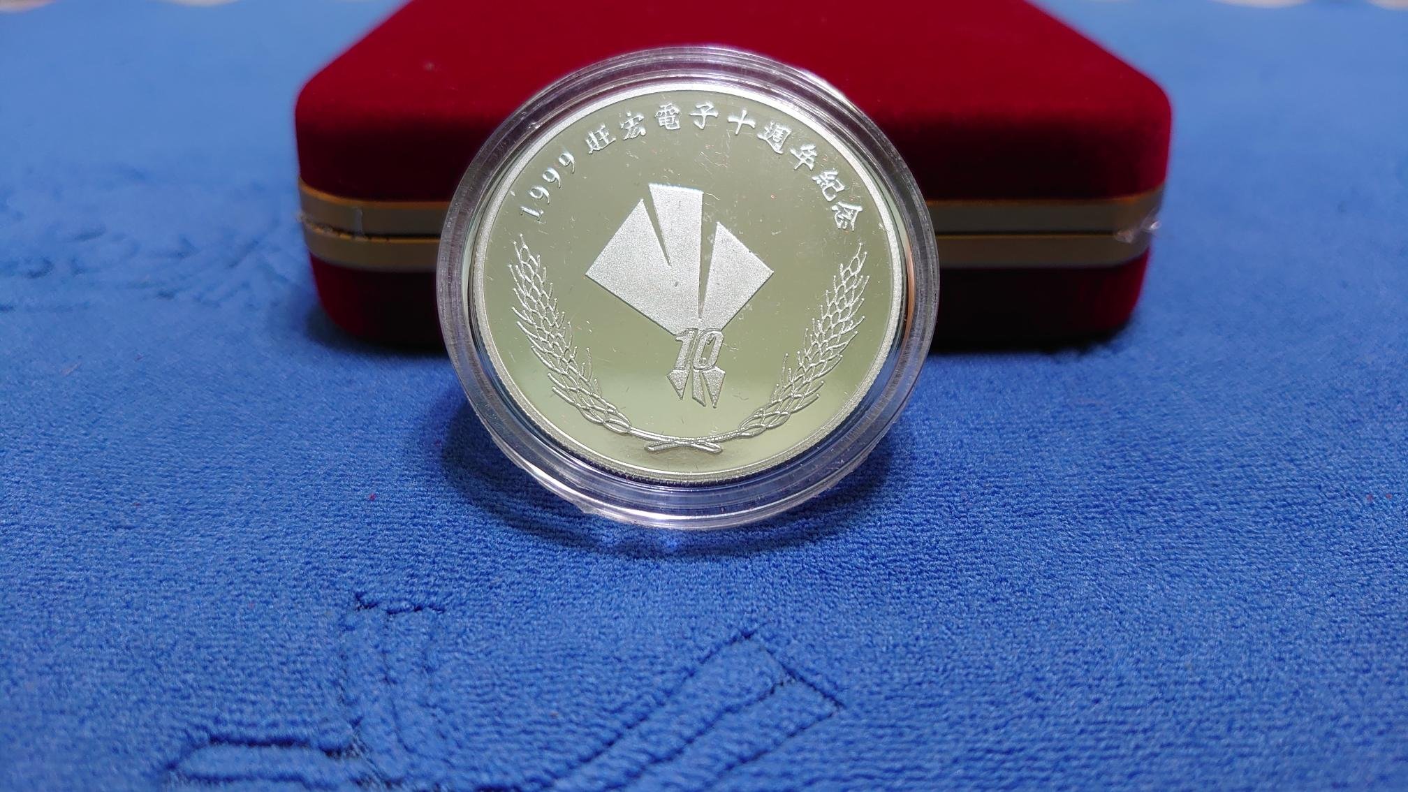 純銀製　大正2年　大日本蠶絲會　​​品評會　メダル　銀牌　約117g 現貨- 2025喀麥隆-天體之美系列-沐浴後的月神黛安娜-2盎司銀幣