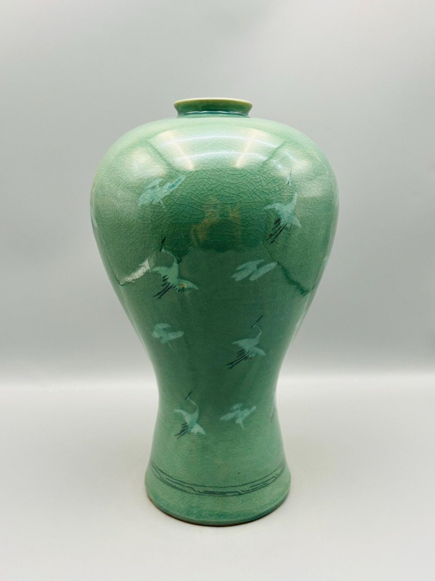 骨董品　峯岩窯 高麗青磁 雲鶴紋梅瓶 花瓶 17.5x33.5　壺 骨董品 峯岩窯 高麗青磁 雲鶴紋梅瓶 花瓶 17.5x33.5 壺 高麗 青磁象嵌
