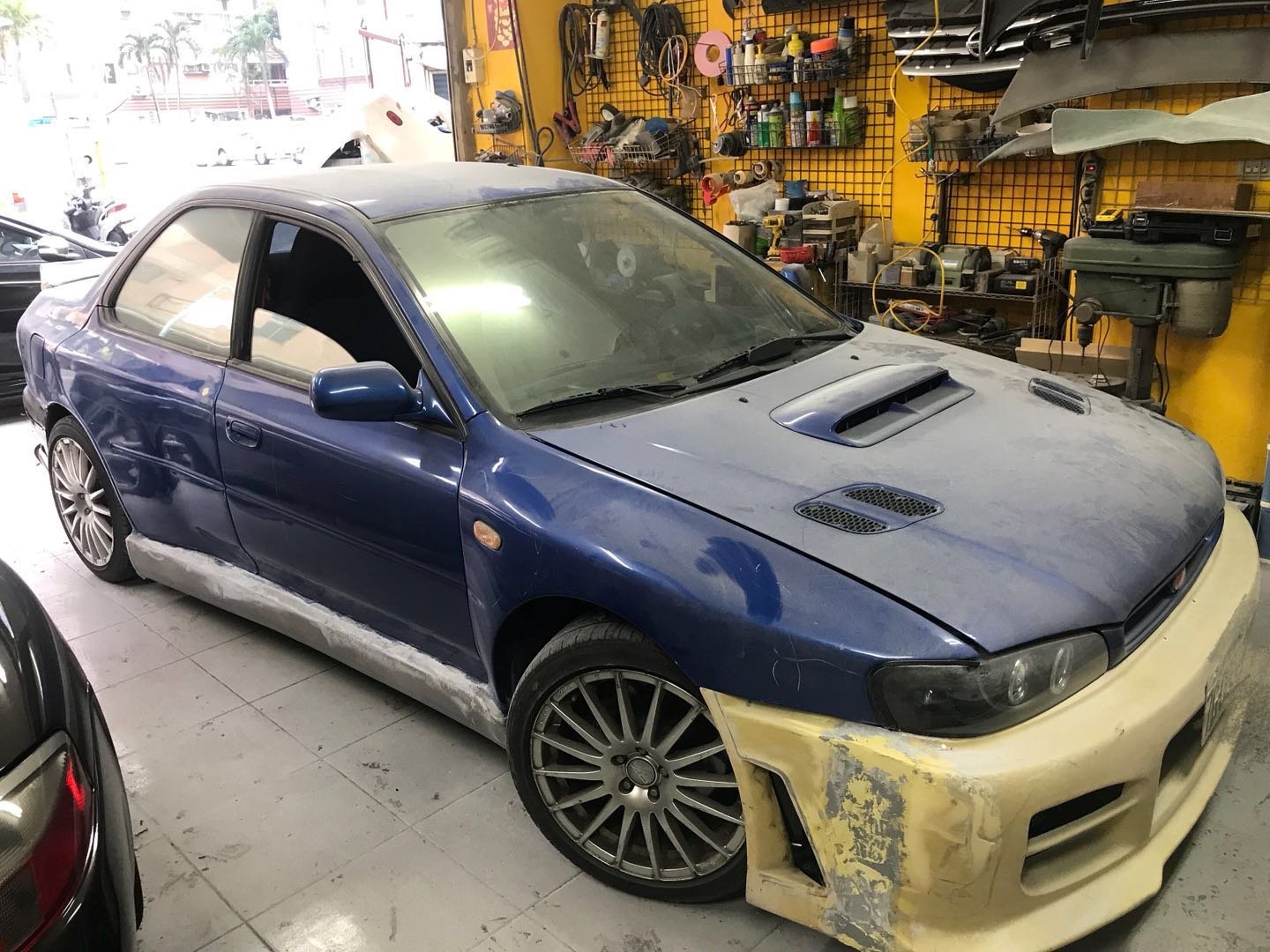 法克斯 各車系客製化 寬體 保感 尾翼 開孔 訂做獨一無二屬於個人風格 速霸陸GC8 實車改裝圖
