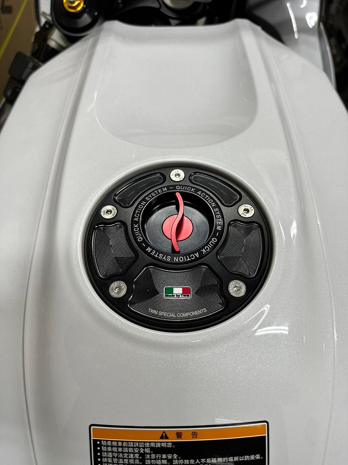 4ee4efe0-8a4d-443c-82f6-