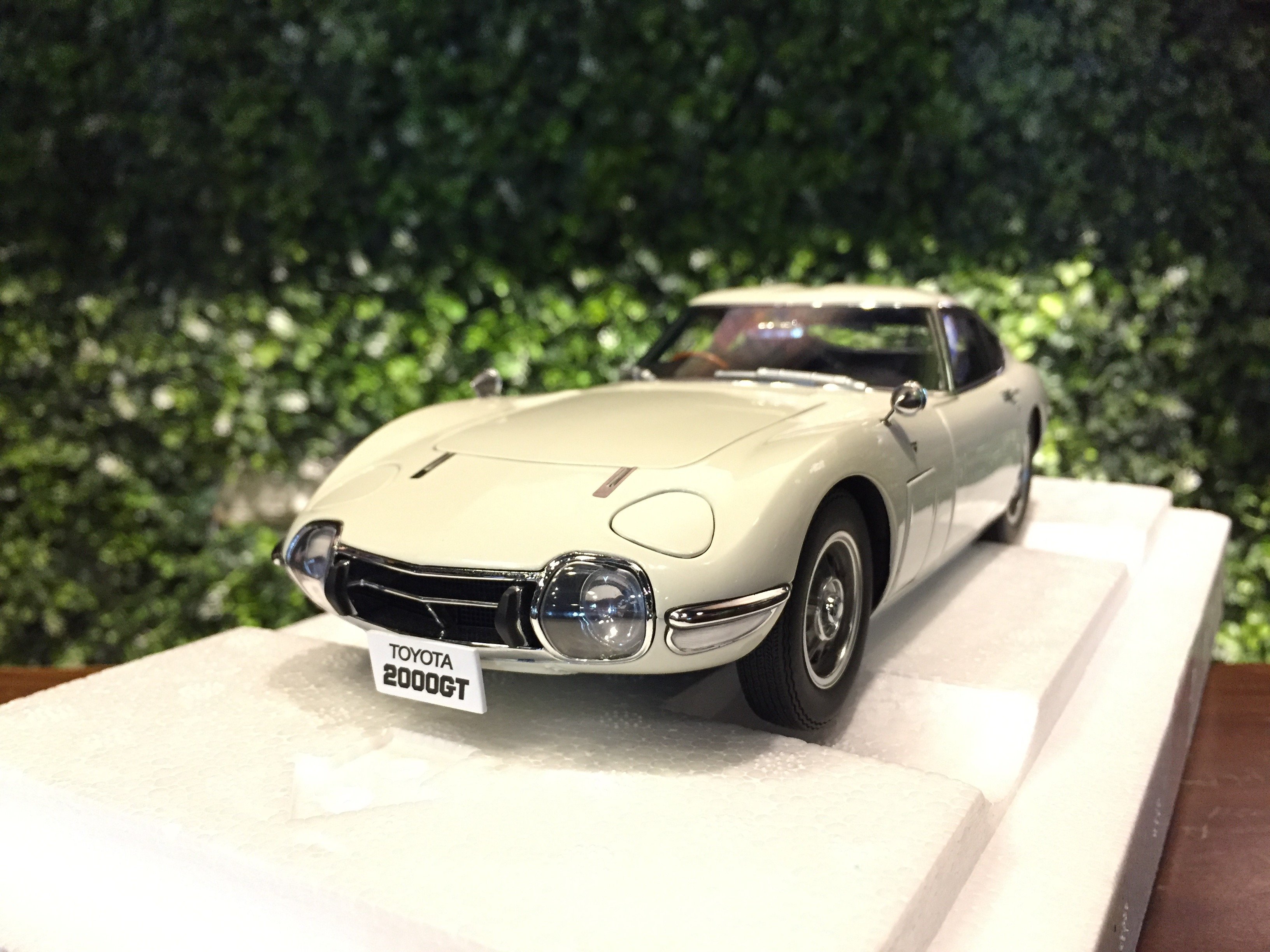 1/18 AUTOart Toyota 2000GT White 78753【MGM】 | Yahoo拍賣