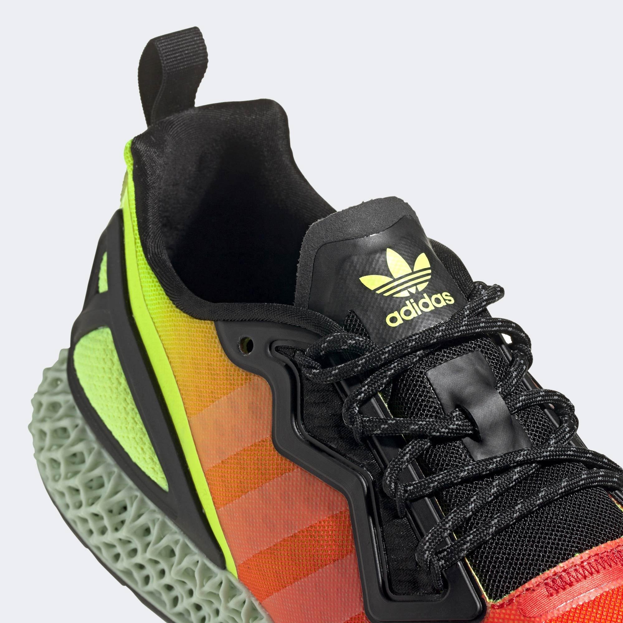 【専用出品】 専用出品21 国内先行販売中/8月21日発売予定】アディダス