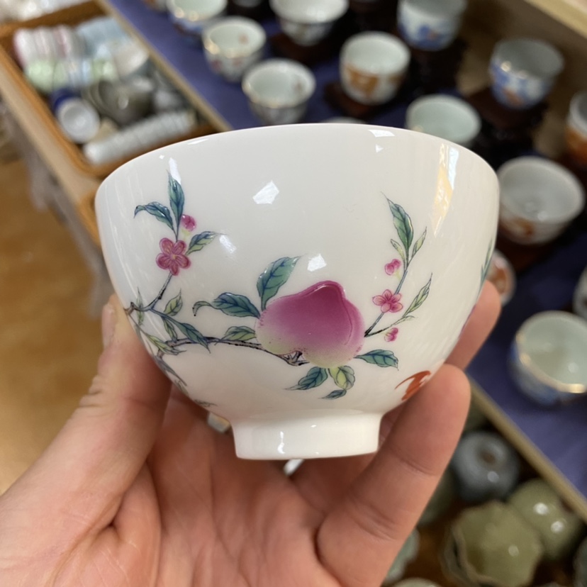 景德鎮粉彩九桃五福茶杯喝茶專用主人杯單杯品茗杯大號~特價| Yahoo拍賣