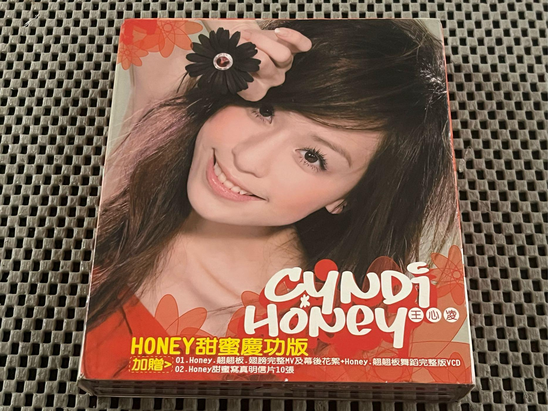 Cyndi Wang 王心凌 Honey 甜蜜慶功版 CD VCD カード10枚 王心凌--HONEY 甜蜜慶功版~(艾迴唱片CD+VCD) | Yahoo拍賣