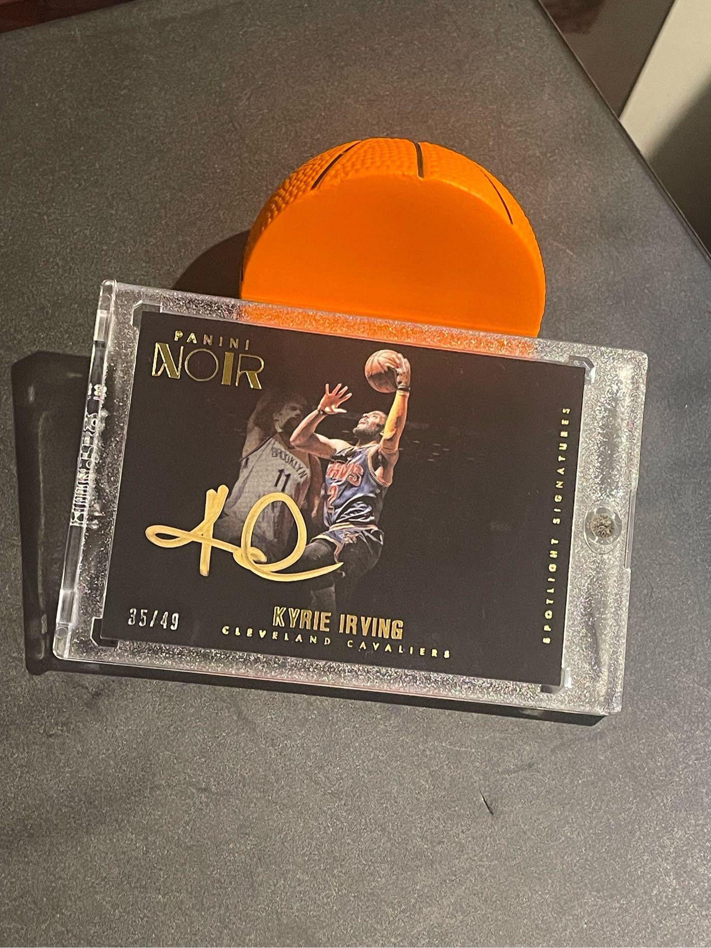 sh｝2015-16 Panini Noir Spotlight 聚光燈金簽Kyrie Irving 歐