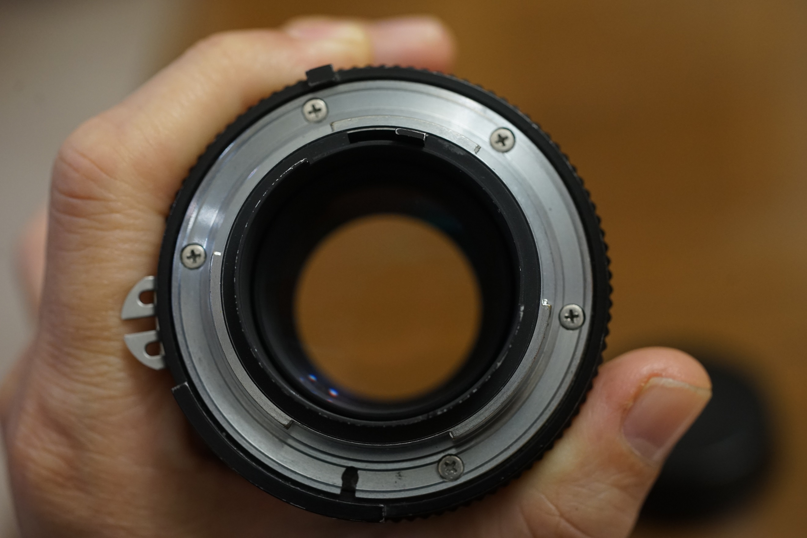 售】Nikkor-PC 105mm F2.5阿富汗少女鏡已上原廠Ai套件加購轉Sony E 口