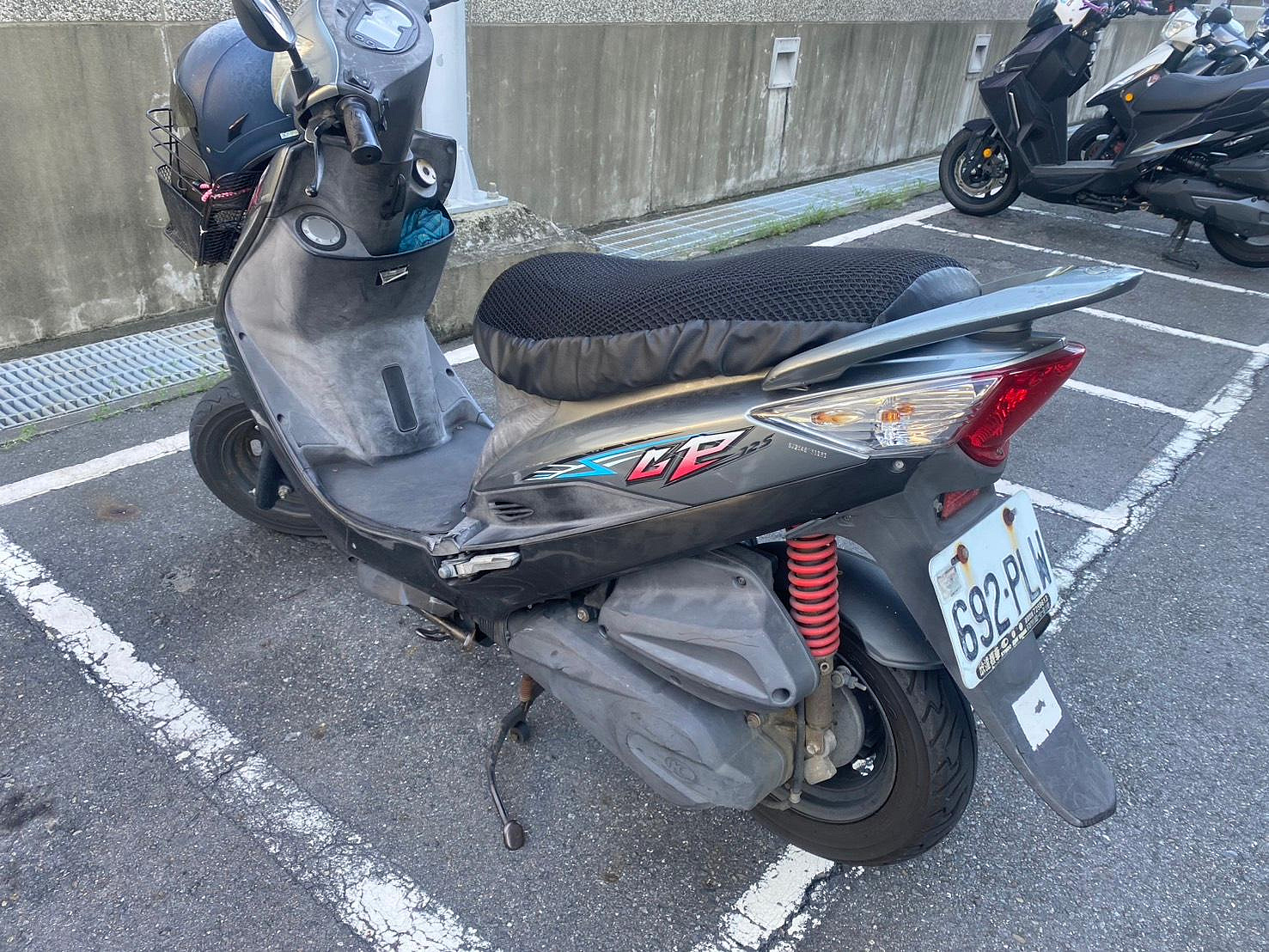 中古機車三洋G R 125中古機車三陽G R 125  (自售)絕無泡水