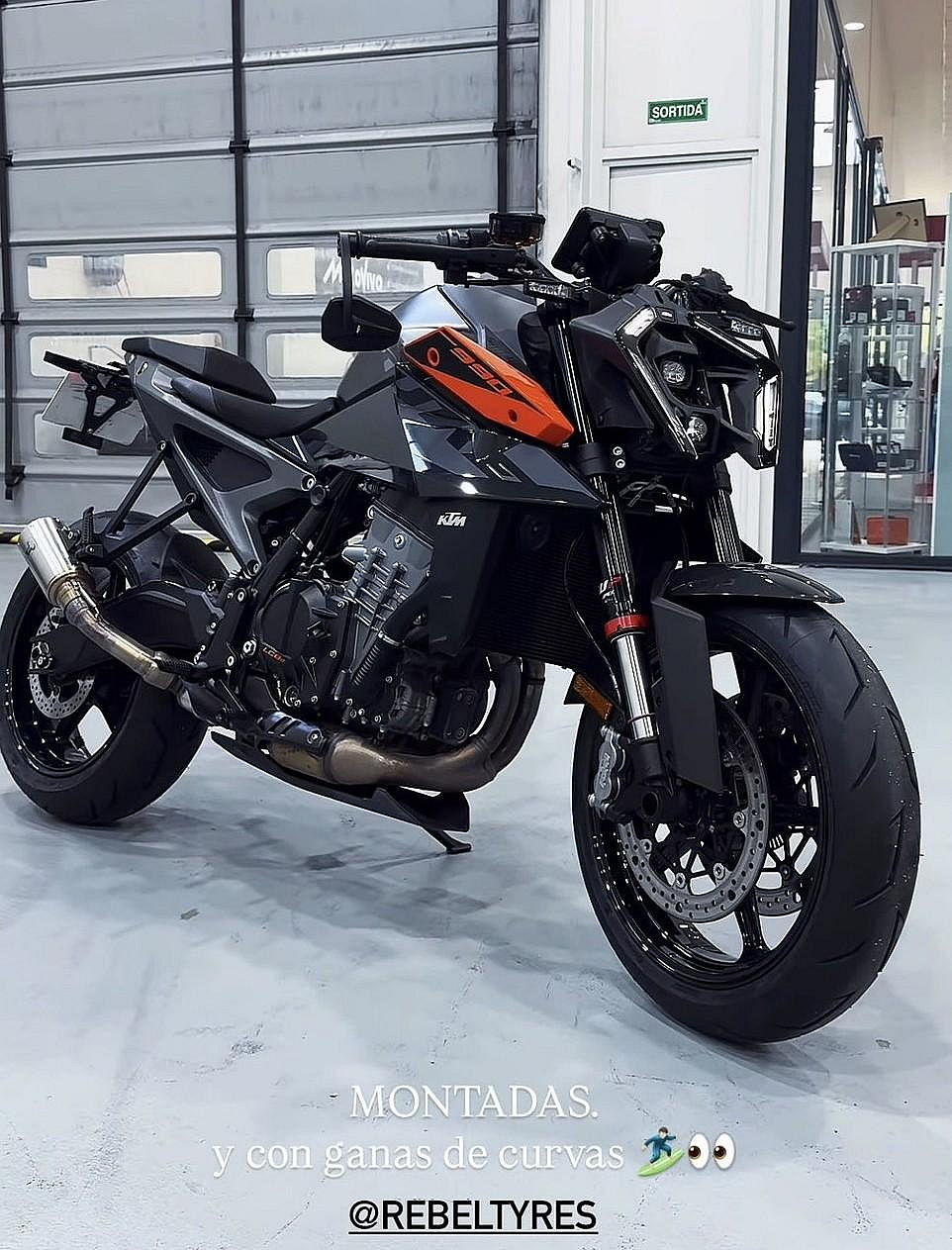 120/70-17 西班牙 RebelTyres 重機胎 運動胎 跑胎 重車 前輪胎 120/70ZR17 Rebel Tyres 120/70/17 3D胎紋