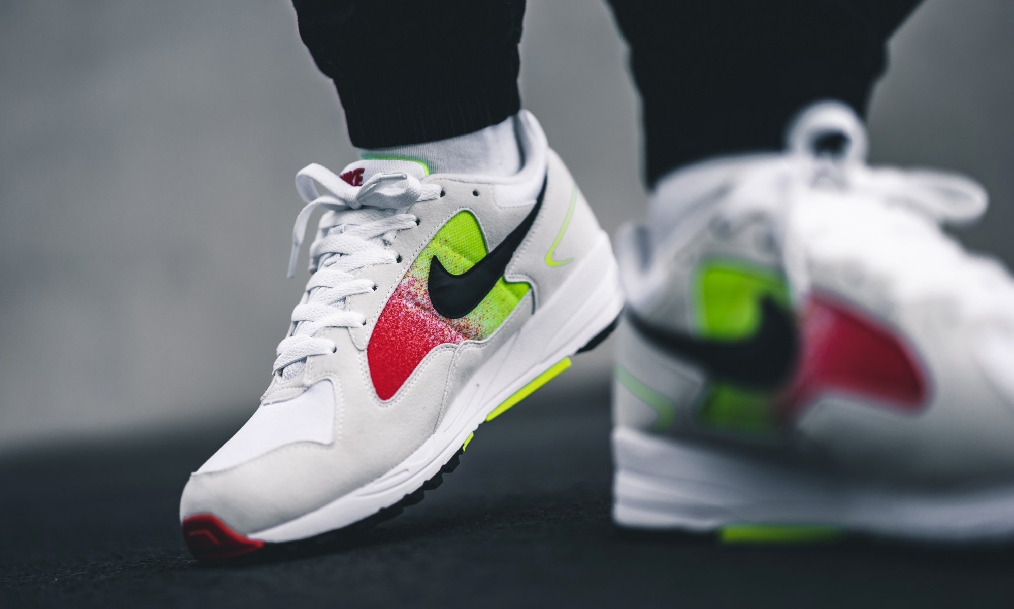 Nike Air Skylon II AO1551-105 白/黑-螢光黃-哈瓦那辣椒紅公司貨慢跑