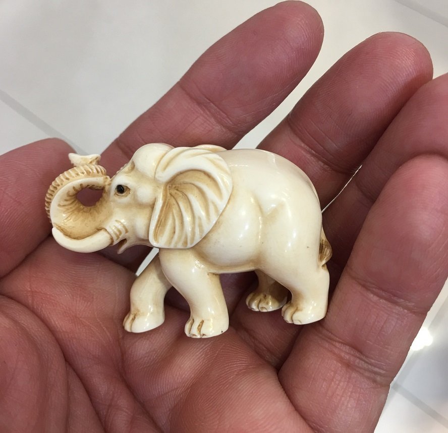 猛瑪象牙精品盡在【藏珍閣】猛犸象牙雕名家精品原礦高瓷高藍綠松石高檔