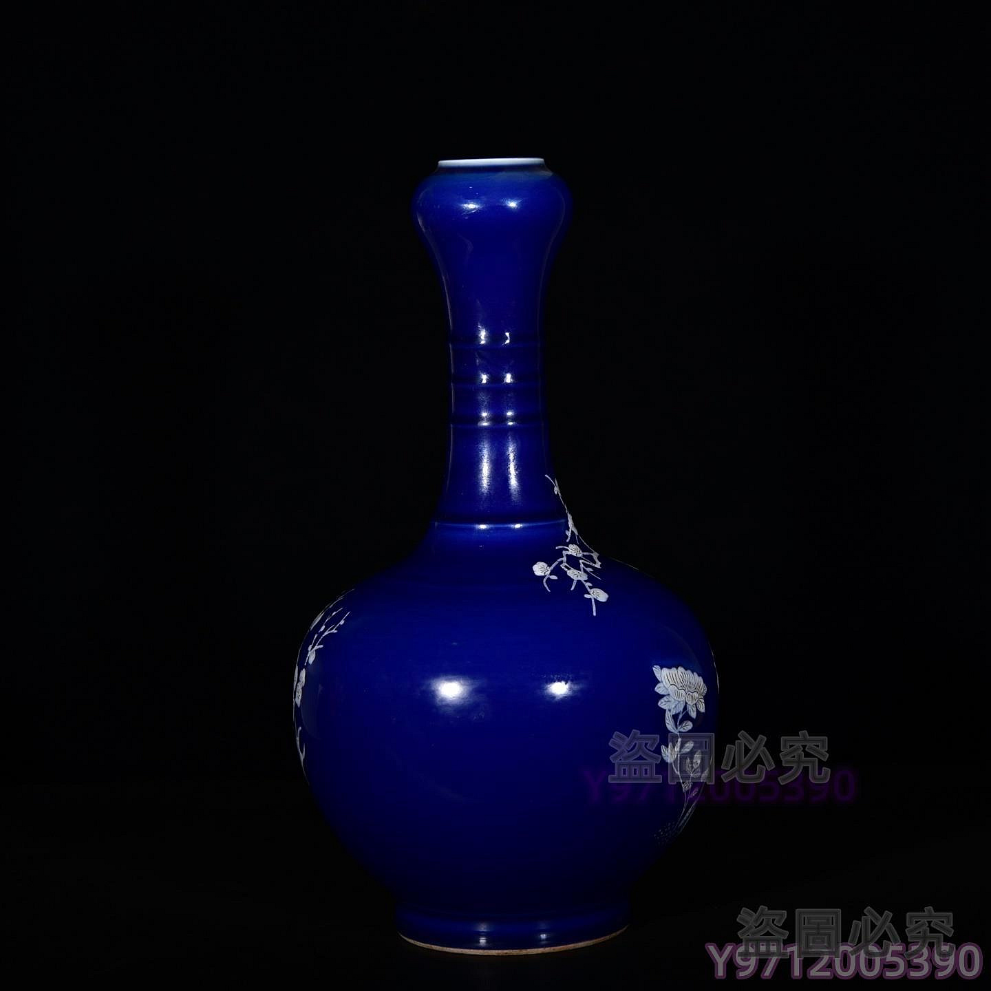 清乾隆霽蘭堆白雕刻花卉紋蒜頭瓶； 藏品老貨舊藏【玉軒齋】 | Yahoo拍賣
