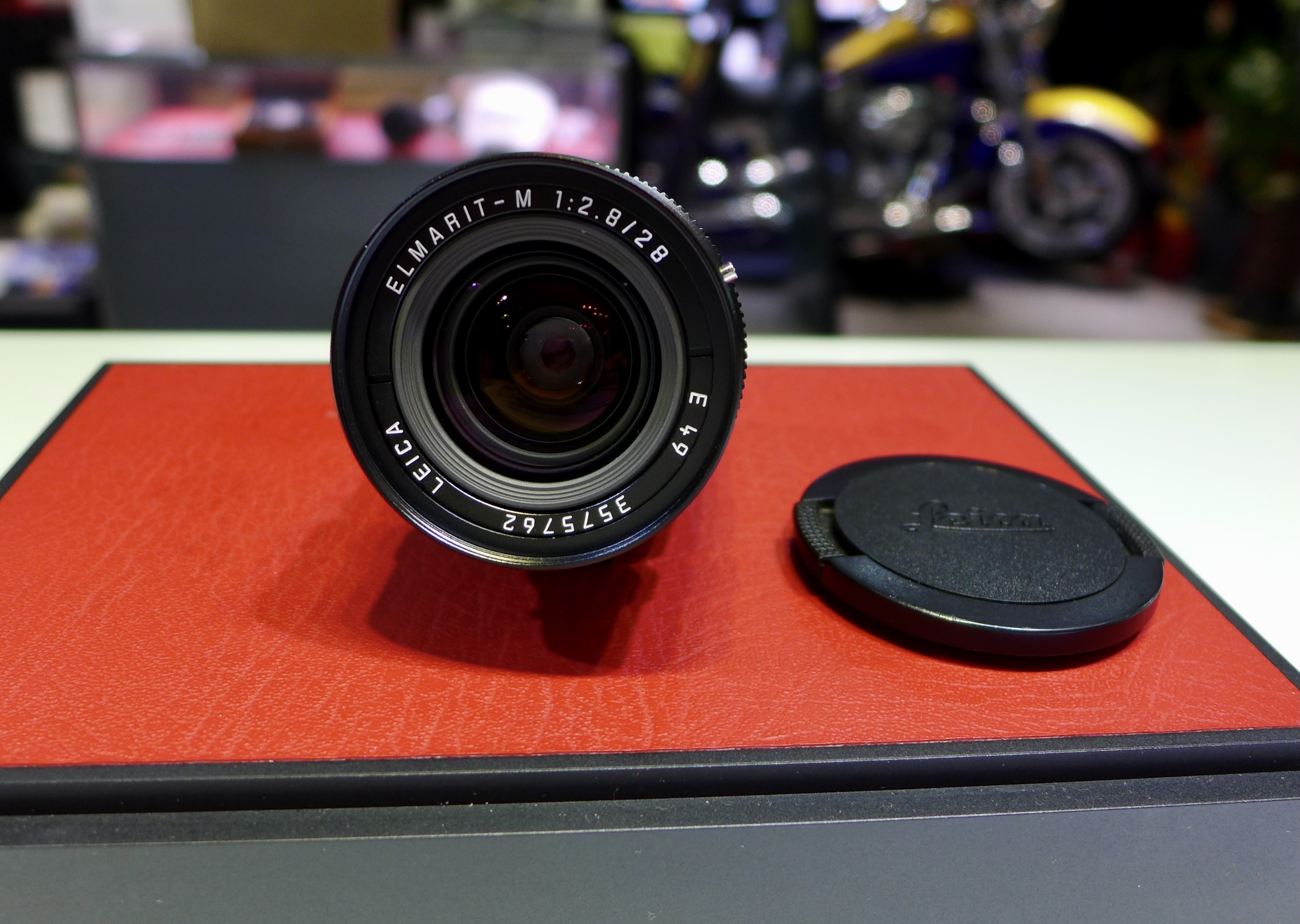 超希少 元箱付き Leica Elmarit M 28mm f2.8 11804 超希少 元箱付き Leica Elmarit M 28mm f2.8 11804