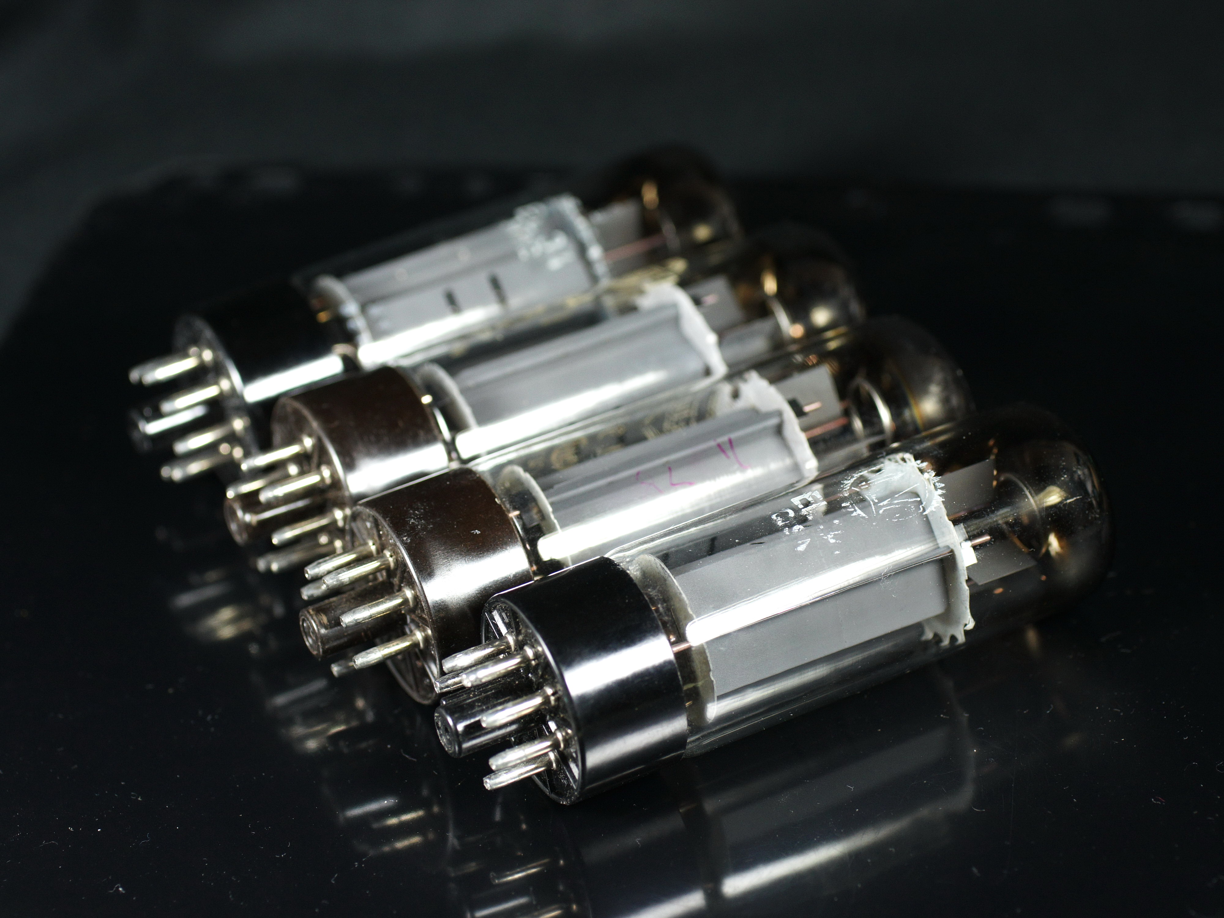 真空管EL34 Mullard EL34(MP) 出力管 | 高音質 - コイズミ無線有限会社