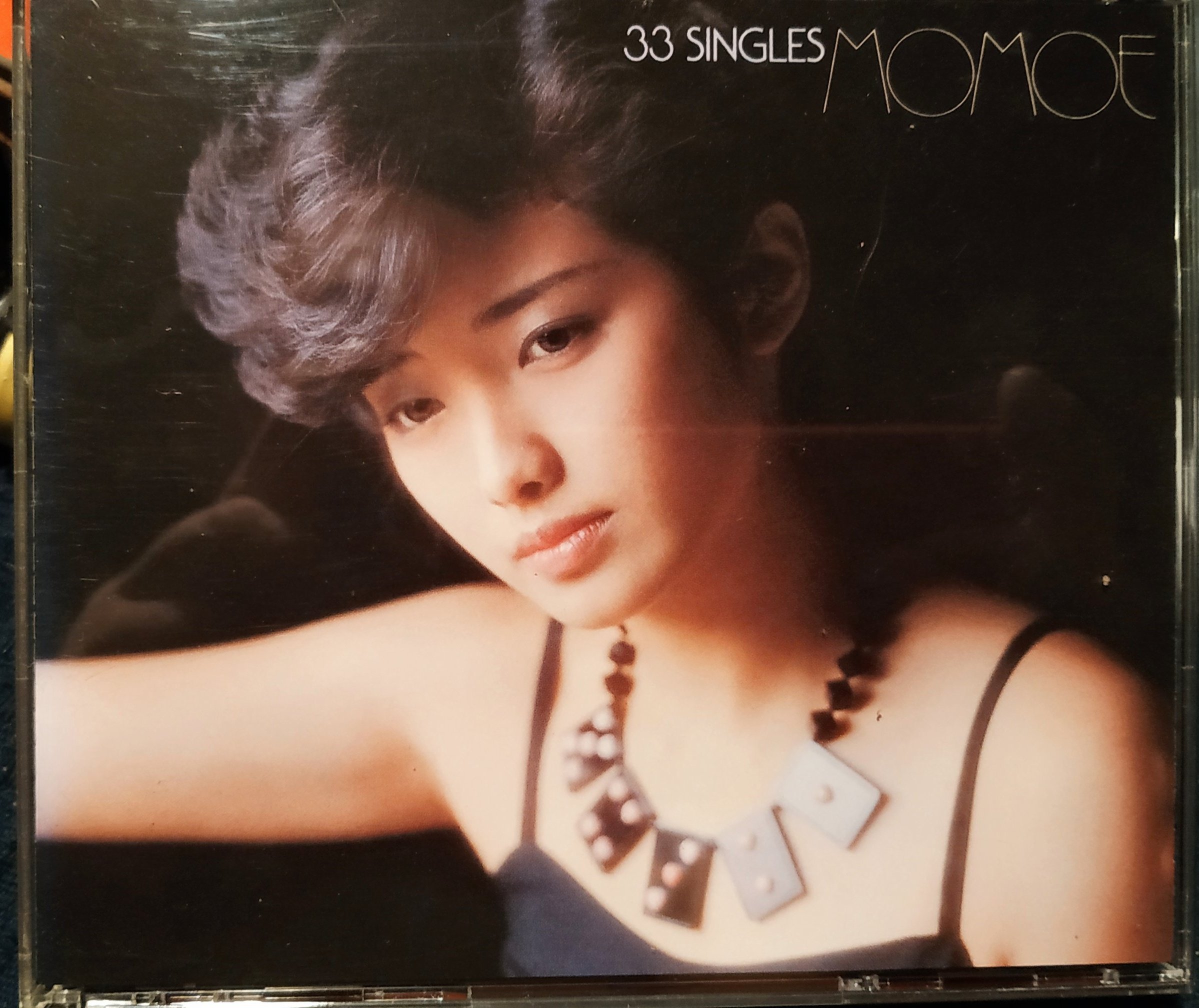 大降價出清] 日版二手盤質極佳--- 山口百惠- 33 Singles Momoe