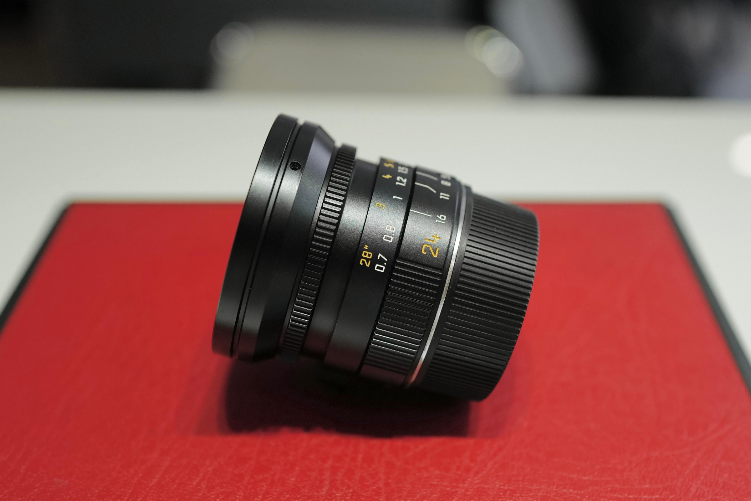 Leica 美品 エルマリート M 24mm F2.8 ASPH 11878 Leica Elmarit-M 24 mm f2.8 ASPH. 11878 | Leica Camera Classic