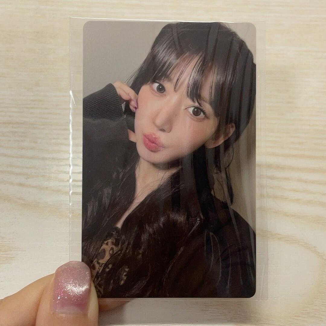 UTB 宮脇咲良 直筆サインGW期間値下げ⭕️ UTB 宮脇咲良 直筆サインGW期間値下げ⭕️ 宮脇咲良 直筆サイン B.L.T