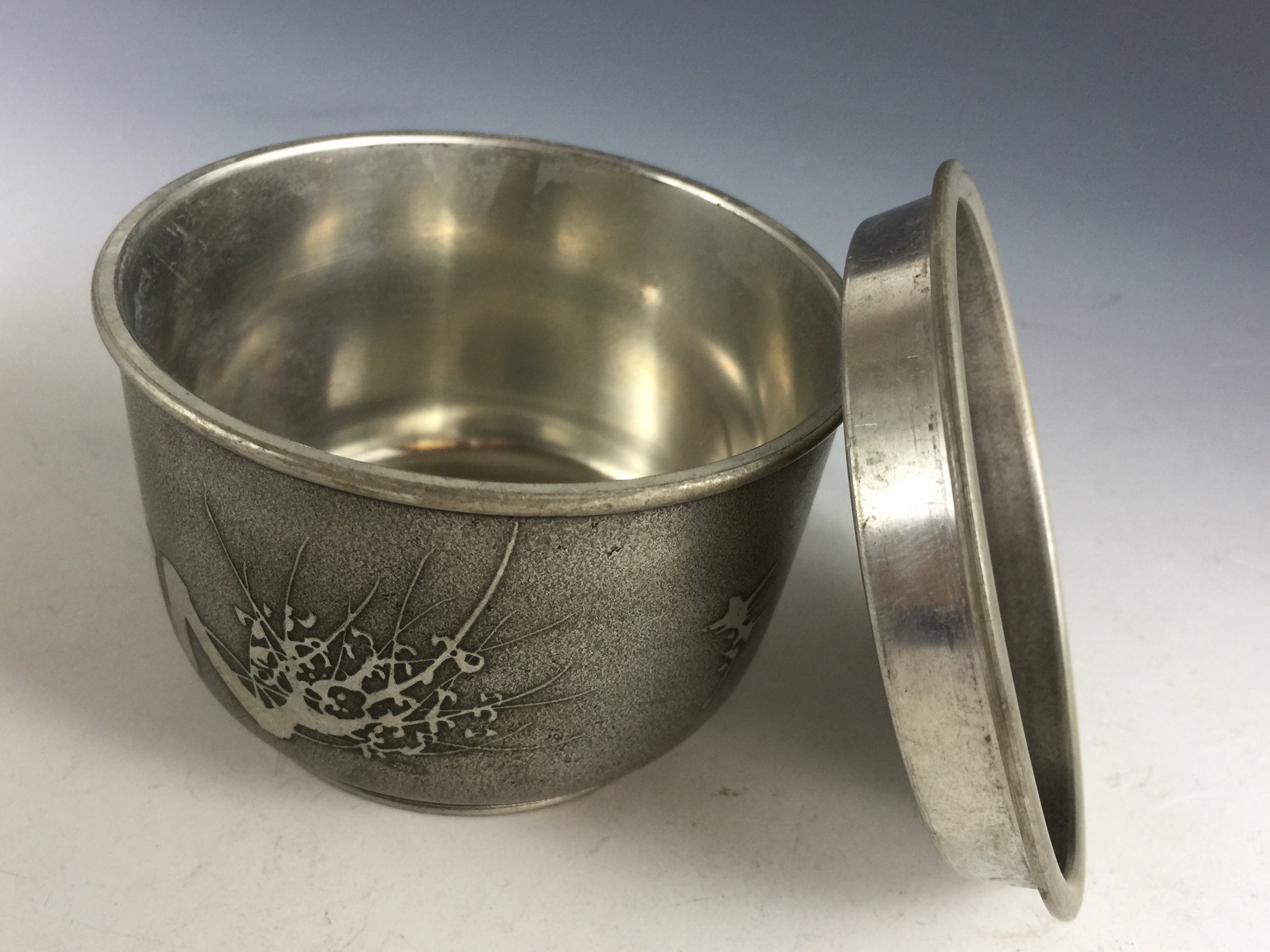 古錫】錫製 茶入・茶心壺・『松』地紋・在銘『林克瑞製』・茶道具煎茶