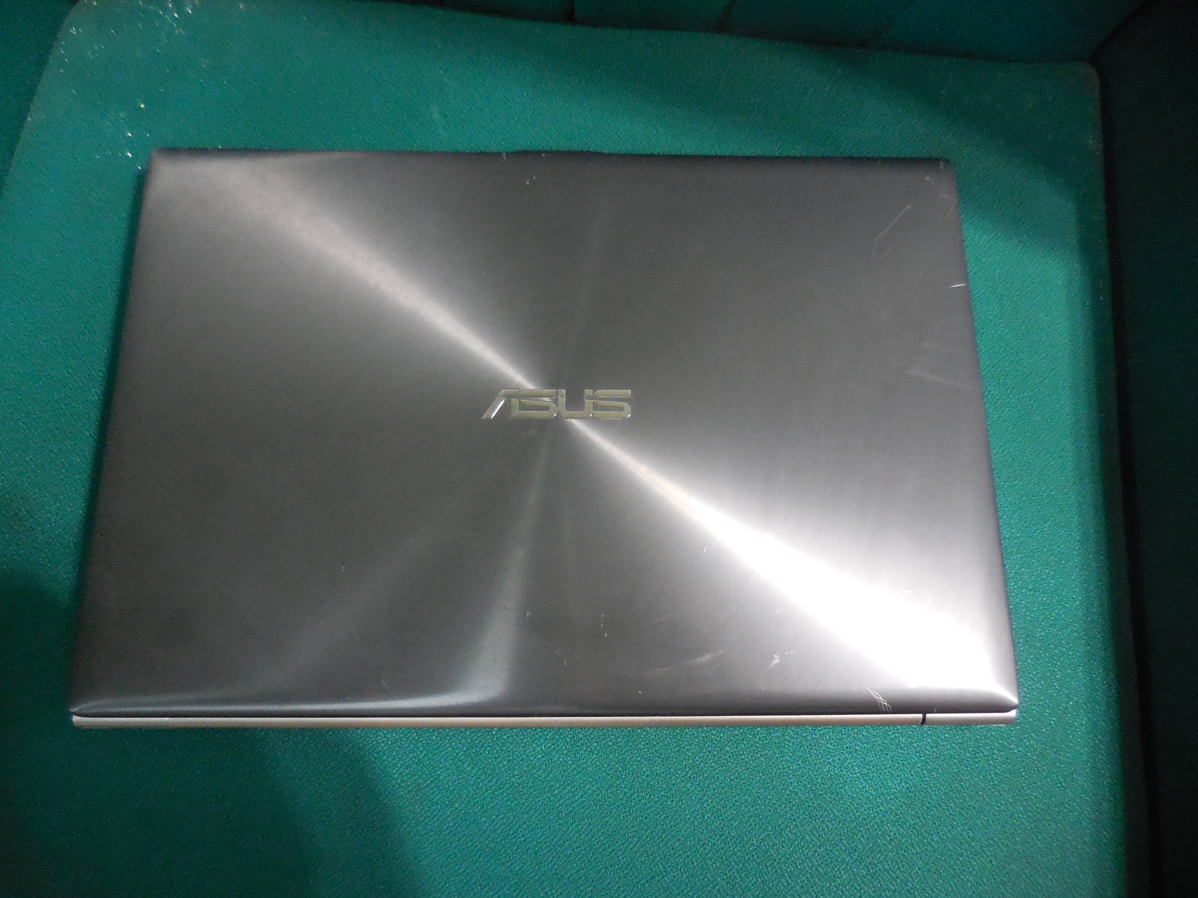 ASUS UX32L I5四代獨顯2G 8G/全新240G SSD新電池背光鍵盤鋁合金輕薄