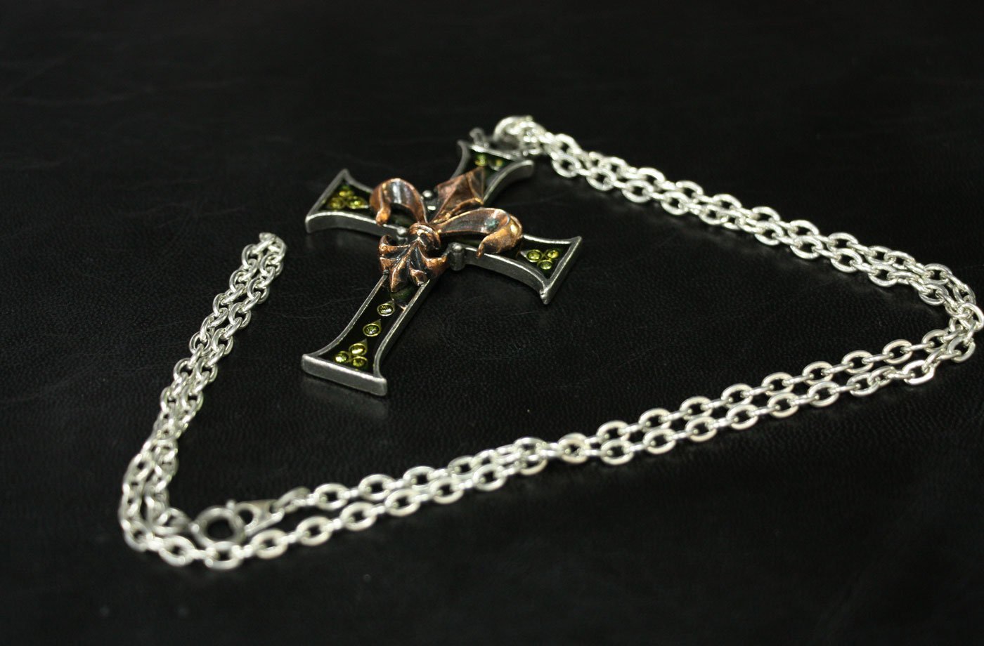 ALCHEMY Necklace 英國品牌手工飾品，No. P470 Croix de Lile 金屬銀錫 