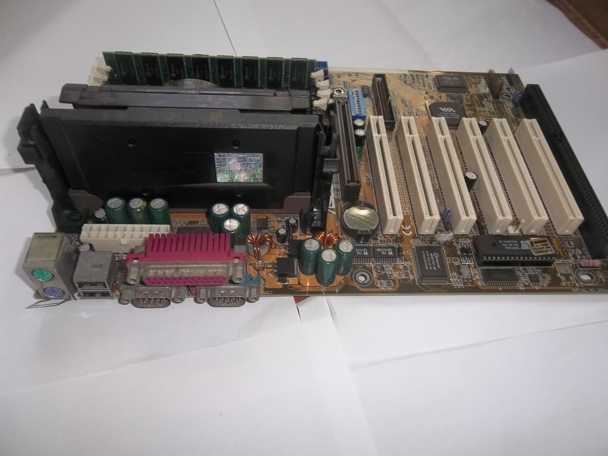 SLOT,ASUS,華碩主機板,P3V4X,P3-550CPU,256M記憶體,1組ISA,良品| Yahoo拍賣