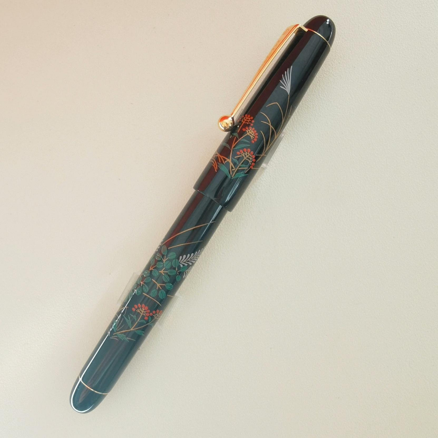 嚴選Namiki 早期14K585萩高蒔繪鋼筆，附原裝上墨器與國光會簽名，全新