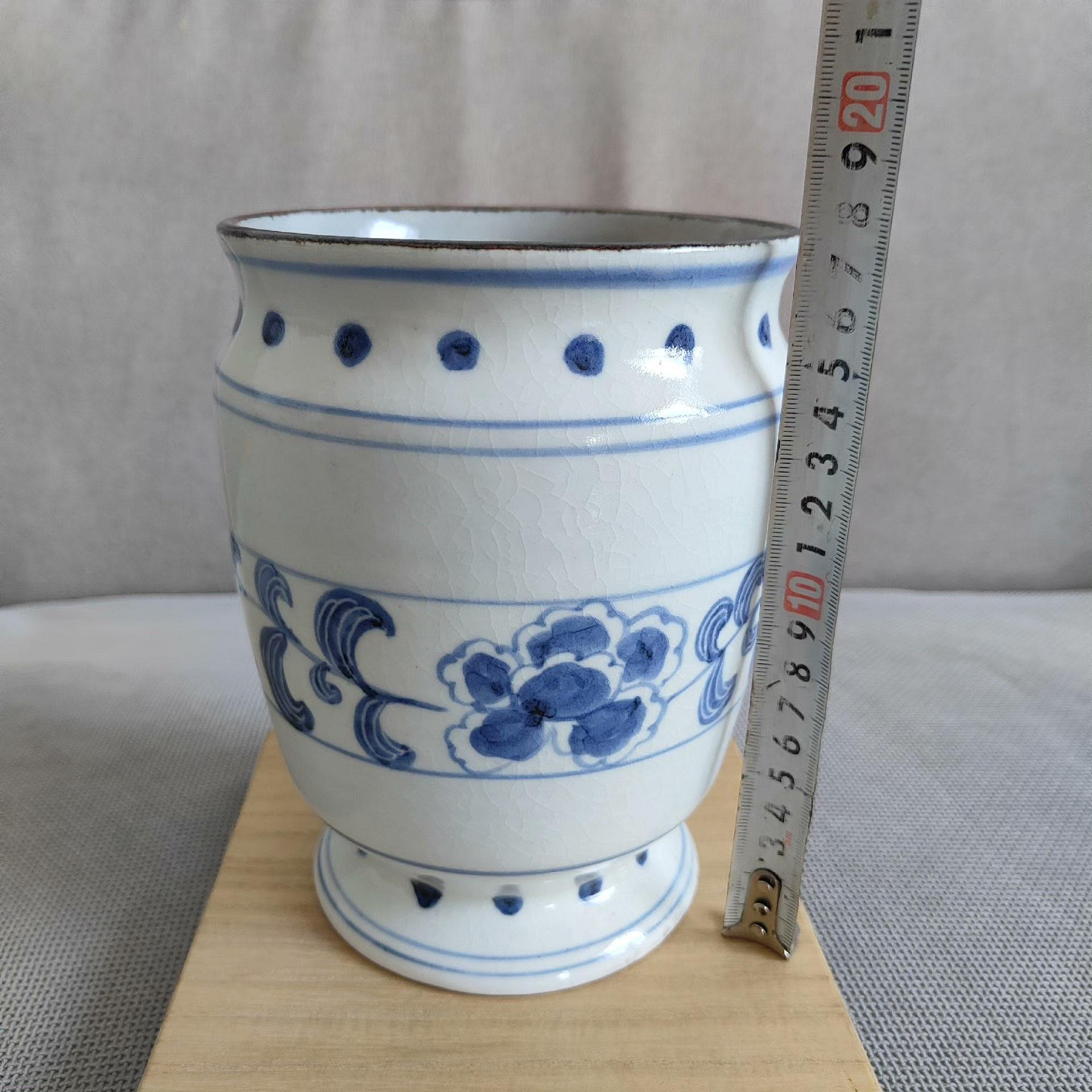嚴選水無月窯青花染付水指，附原盒與貢布陶歷，2008年收據可驗真，美品