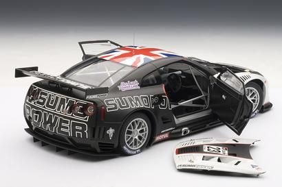 AUTOart廠牌1:18 NISSAN GT-R FIA GT1 WORLD #23 R35 | Yahoo拍賣