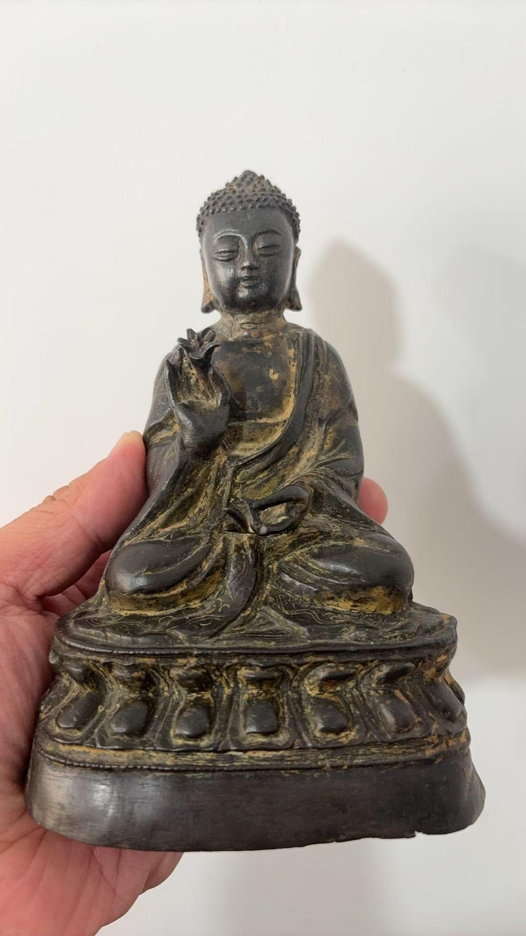 古董，明代佛像，藏友旧藏寄賣，青銅製古美術品，高3⃣️1⃣️cm，重4100克 8cefff85-ea6e-466a-a61e-