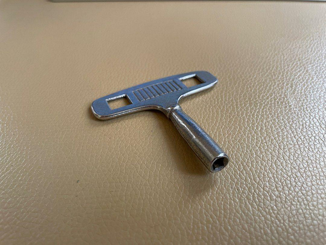 8dc015f2-e741-44ff-b8df-