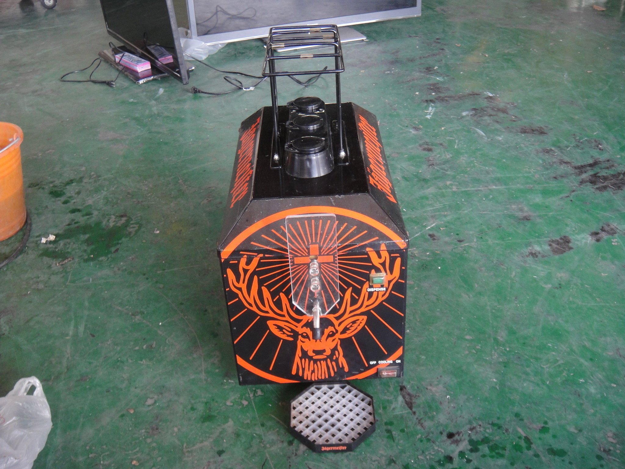 宏品二手家具館~中古X5-61103啤酒機/2手營業器具/辦公傢俱/美髮.美容